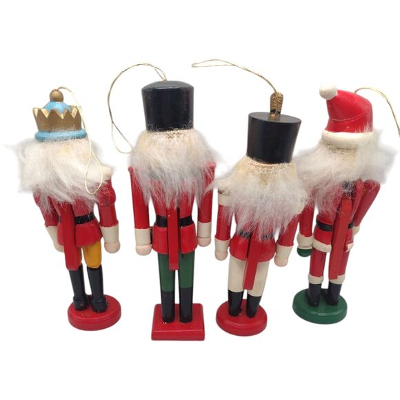 Vintage Set Of 4 Wood Nutcracker Ornaments King Solder Santa 5" Hand Painted - Picture 4 of 7